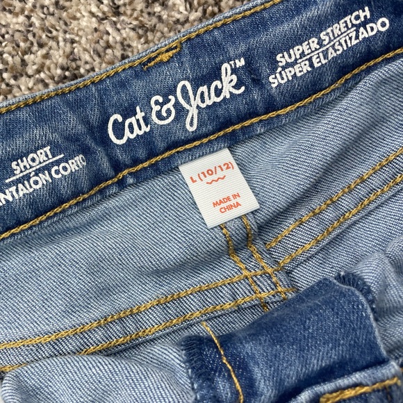 Youth jean shorts! - Picture 3 of 3